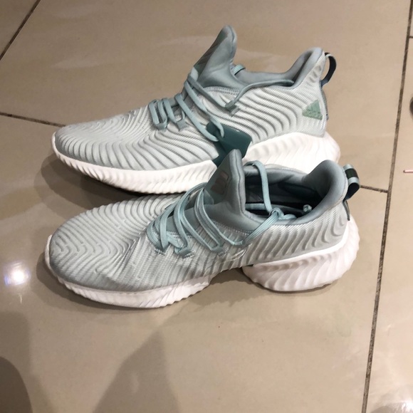 Shoes - Picture 1 of 1